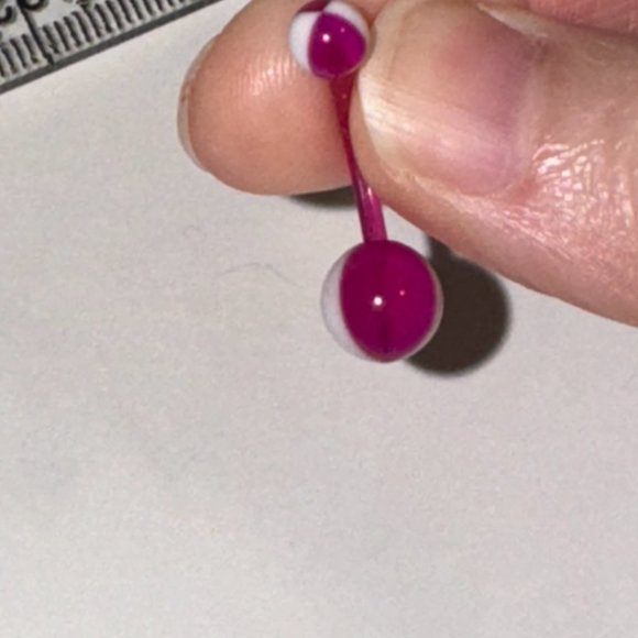 14 Gauge Purple and white Beach Ball Design Belly Ring - Picture 12 of 13